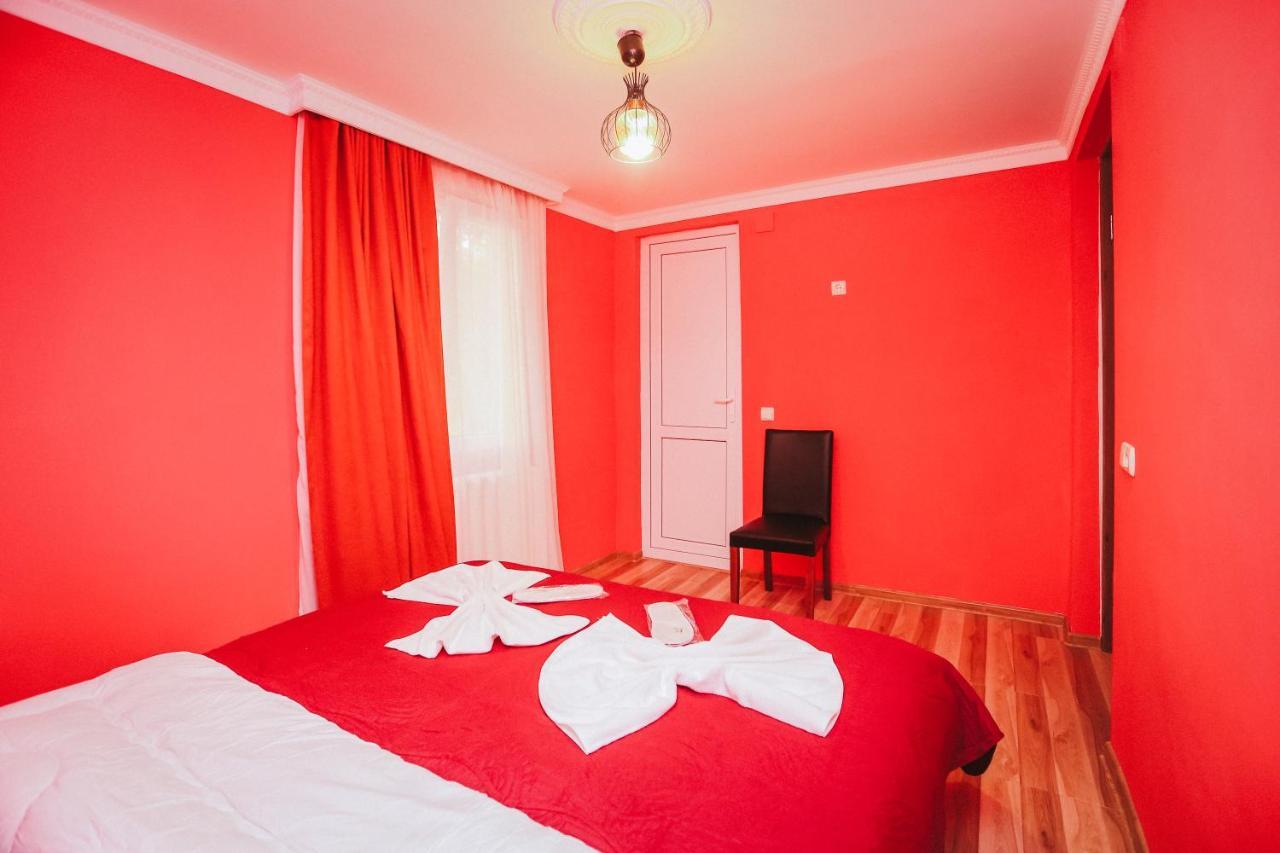 Bebo Babu Guest House คูทายสิ ภายนอก รูปภาพ